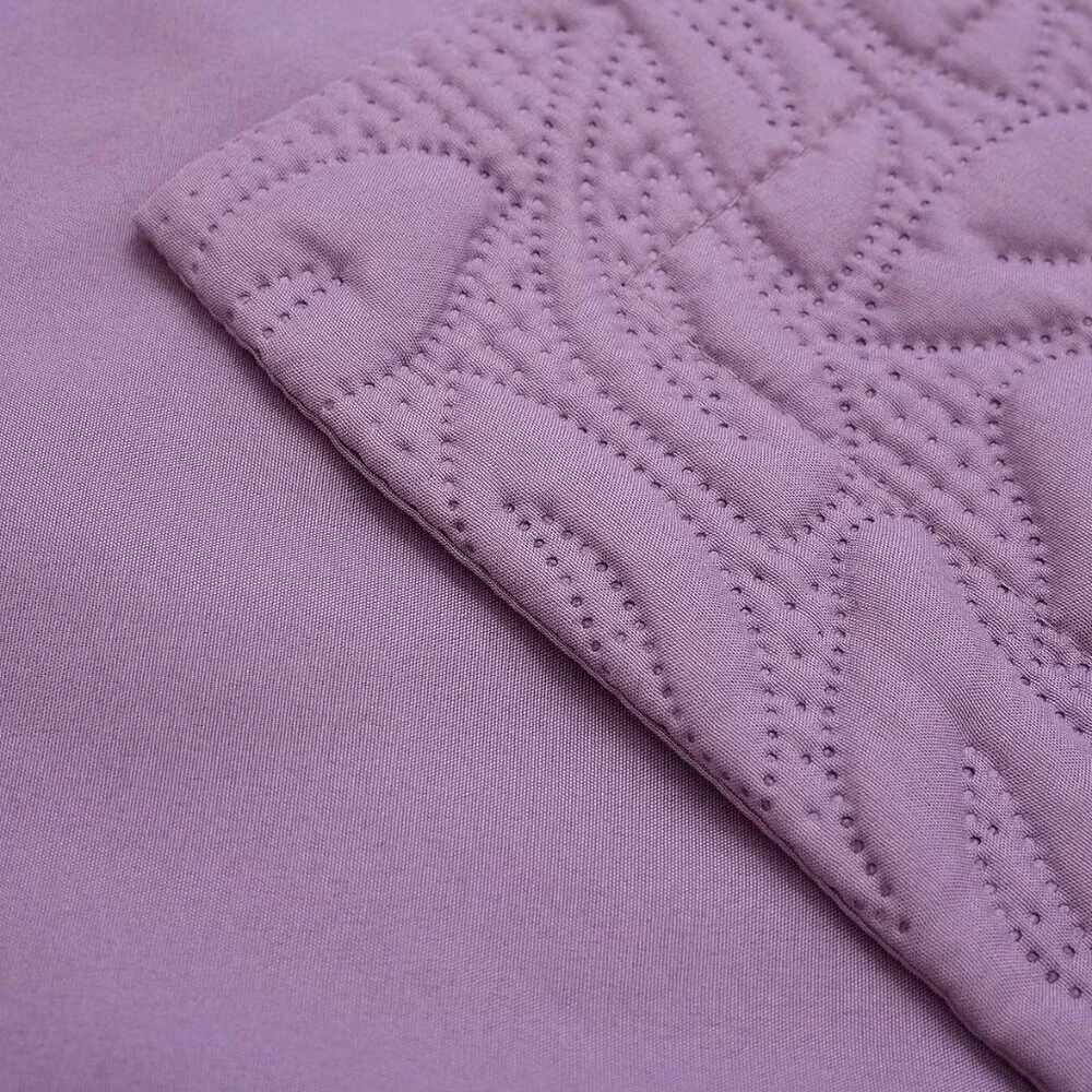 Mauve 3D Pinsonic Embossed Pattern Quilt with 2 Shams Queen (Microfiber)